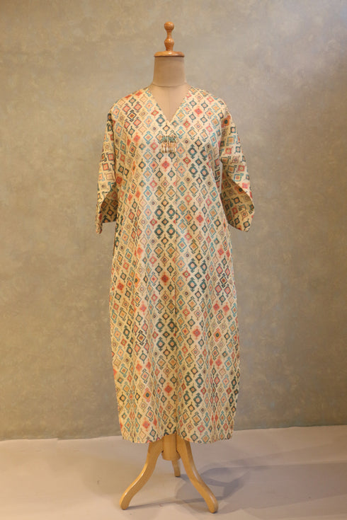 Lightly Embellished Neck Tunic